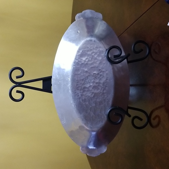 EVERLAST FORGED ALUMINUM DISH W HANDLES BLACKBERRY MOTIF 560 - Picture 4 of 5